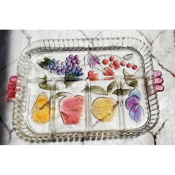 Glass Fruit Serving Tray. - Picture 1 of 2